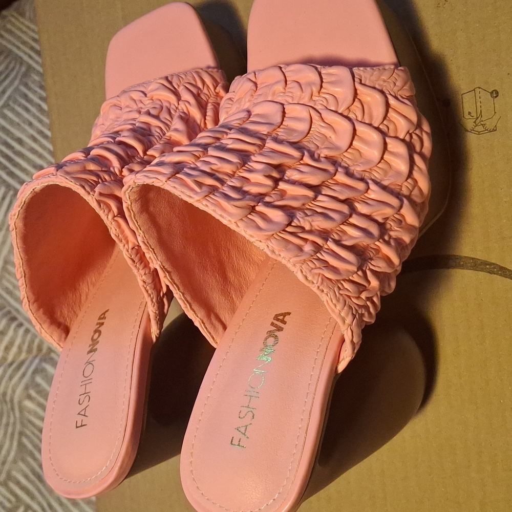 Pink Ruched Slide Sandals - Picture 2 of 4